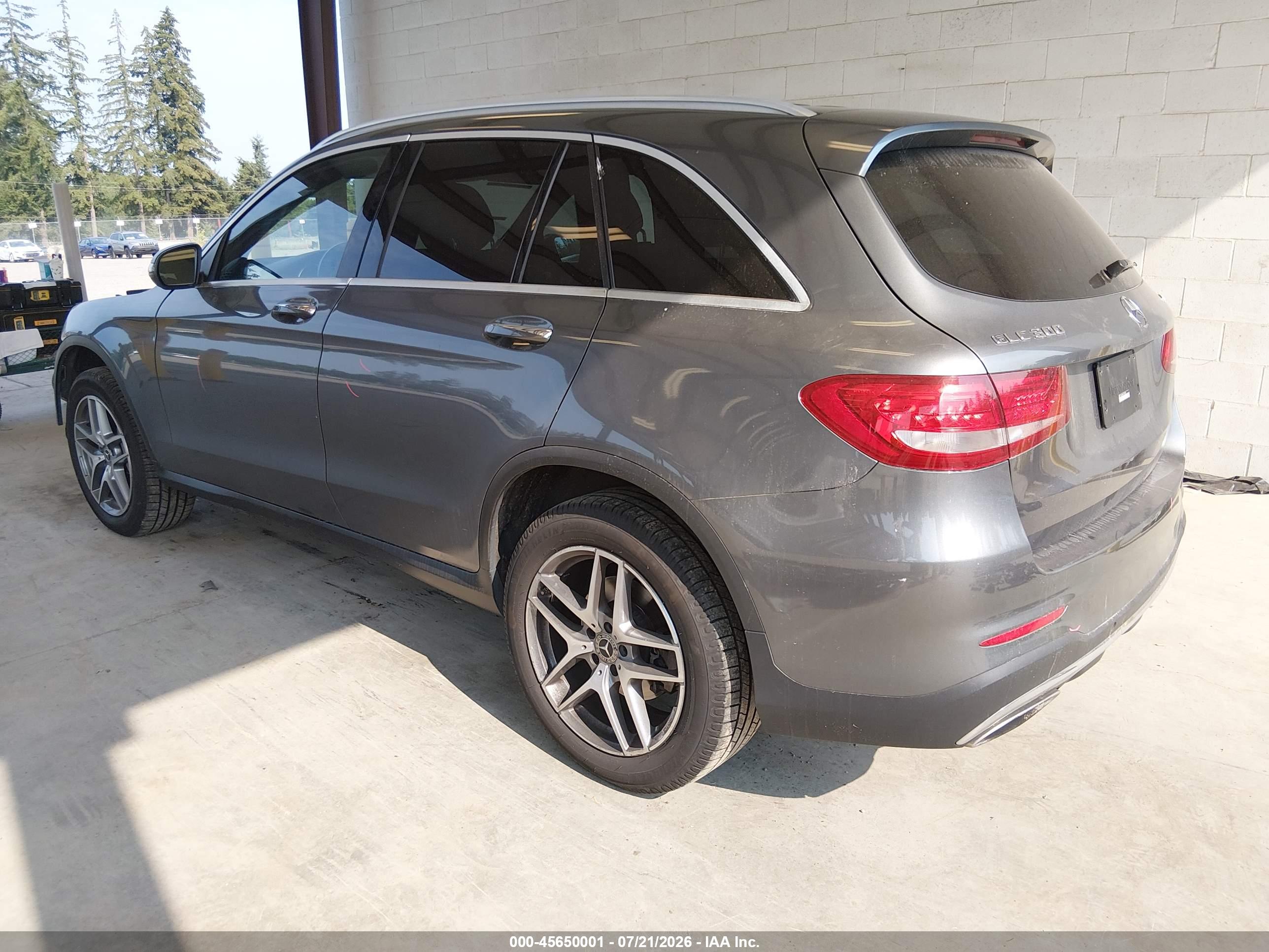 2017 MERCEDES-BENZ GLC 300 4MATIC