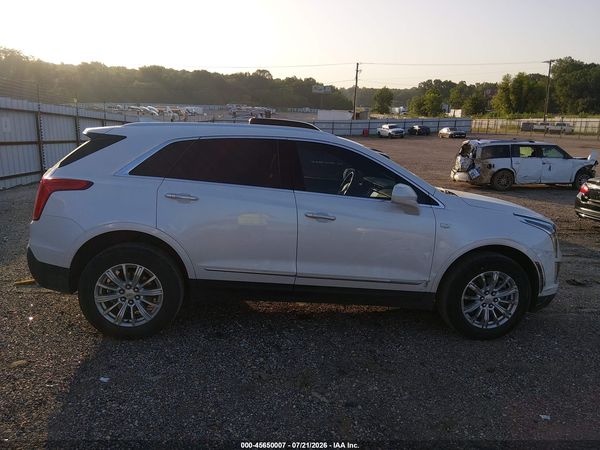 2017 CADILLAC XT5 STANDARD