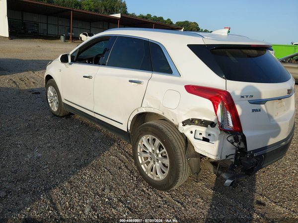 2017 CADILLAC XT5 STANDARD