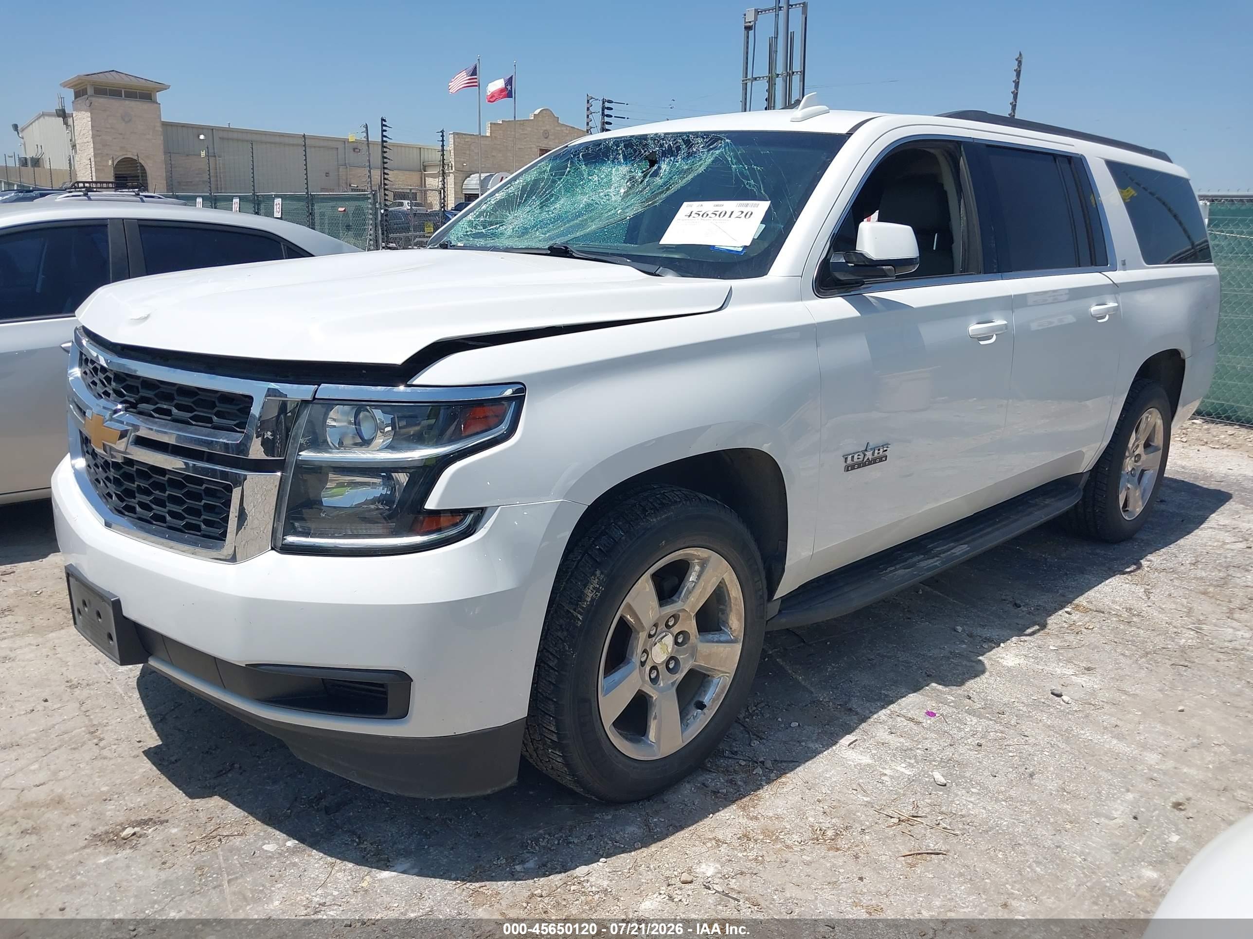 2015 CHEVROLET SUBURBAN LT — I2