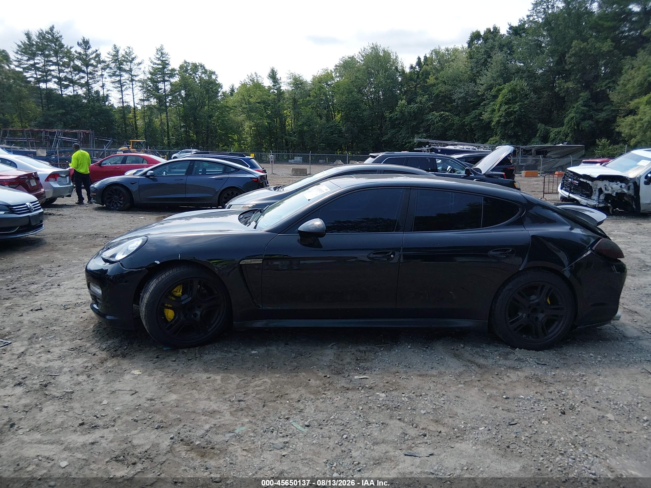 2012 PORSCHE PANAMERA 4