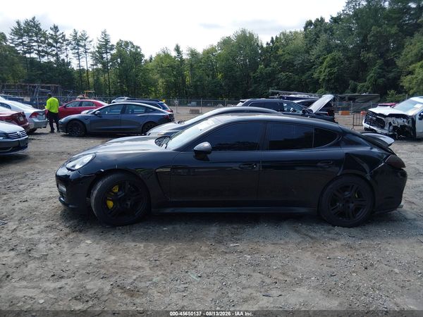2012 PORSCHE PANAMERA 4