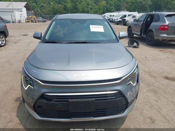 2024 KIA NIRO LX