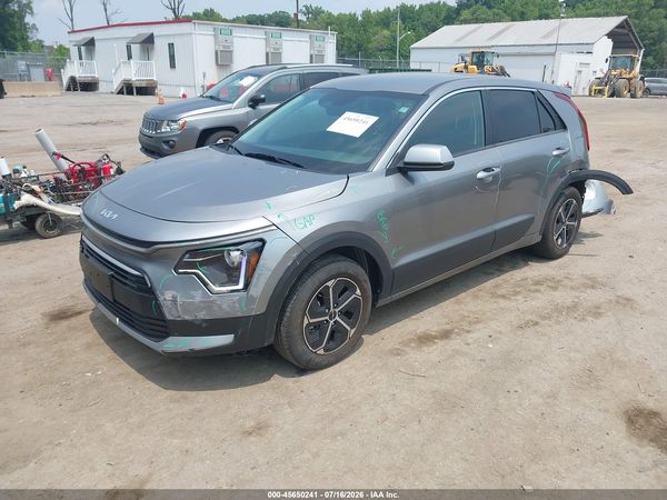 2024 KIA NIRO LX