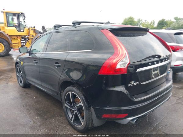 2016 VOLVO XC60 T6 R-DESIGN PLATINUM