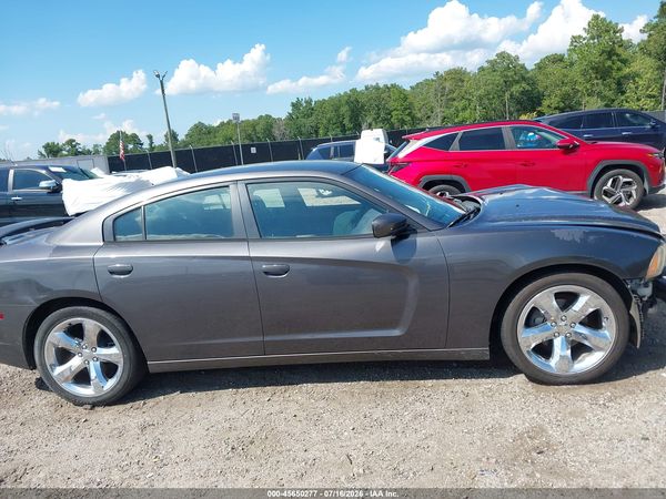 2013 DODGE CHARGER SE