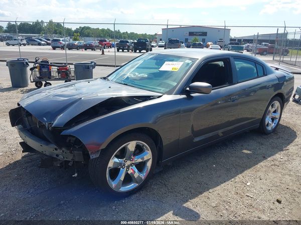 2013 DODGE CHARGER SE