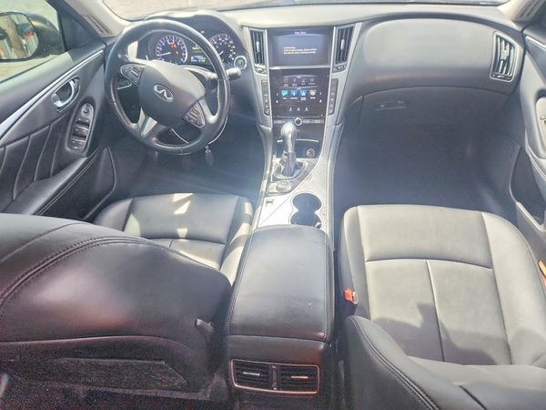 2017 INFINITI Q50