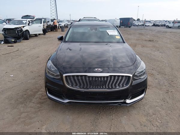 2019 KIA K900 LUXURY