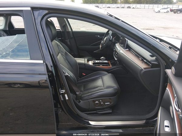 2019 KIA K900 LUXURY