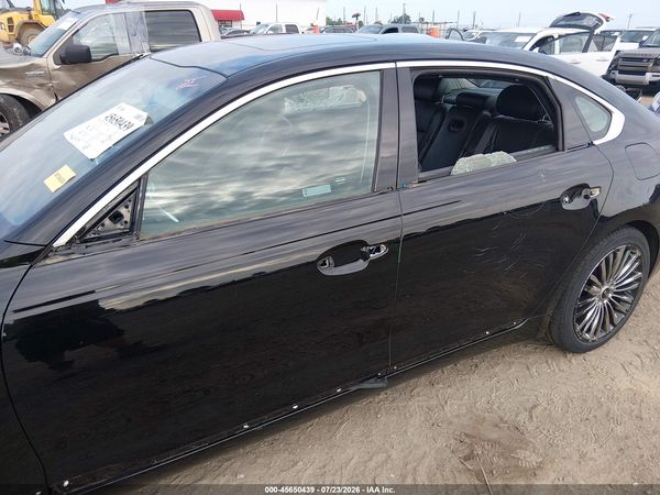 2019 KIA K900 LUXURY