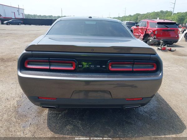 2018 DODGE CHALLENGER SXT