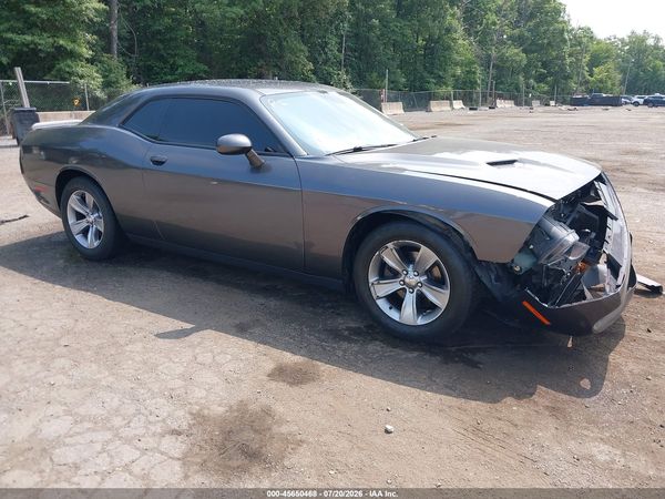 2018 DODGE CHALLENGER SXT