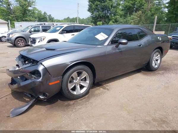 2018 DODGE CHALLENGER SXT