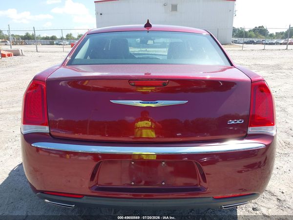 2020 CHRYSLER 300 LIMITED — I119