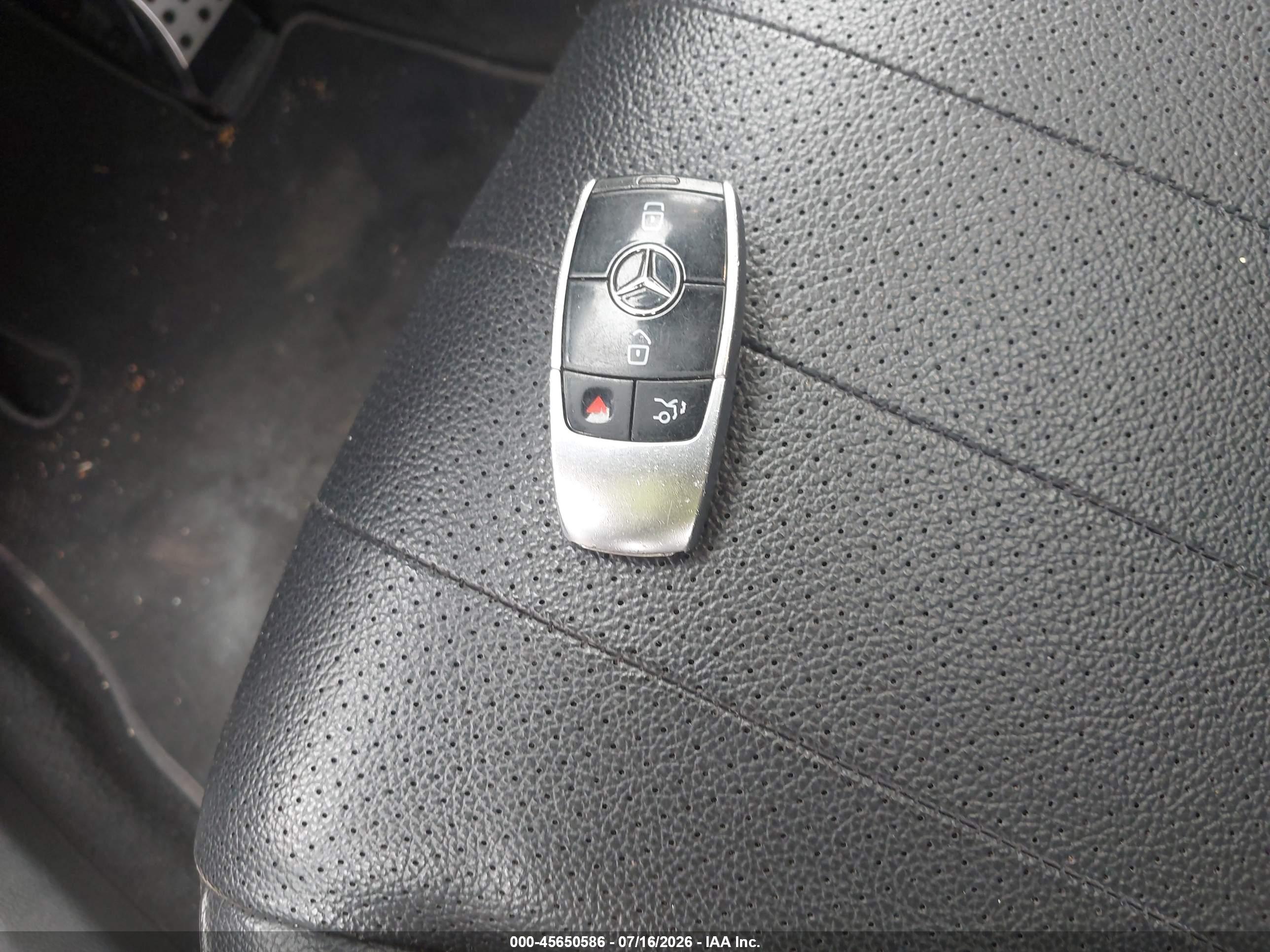 2017 MERCEDES-BENZ E 300 4MATIC
