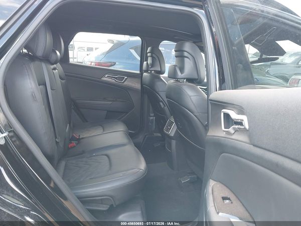 2025 KIA SPORTAGE X-LINE