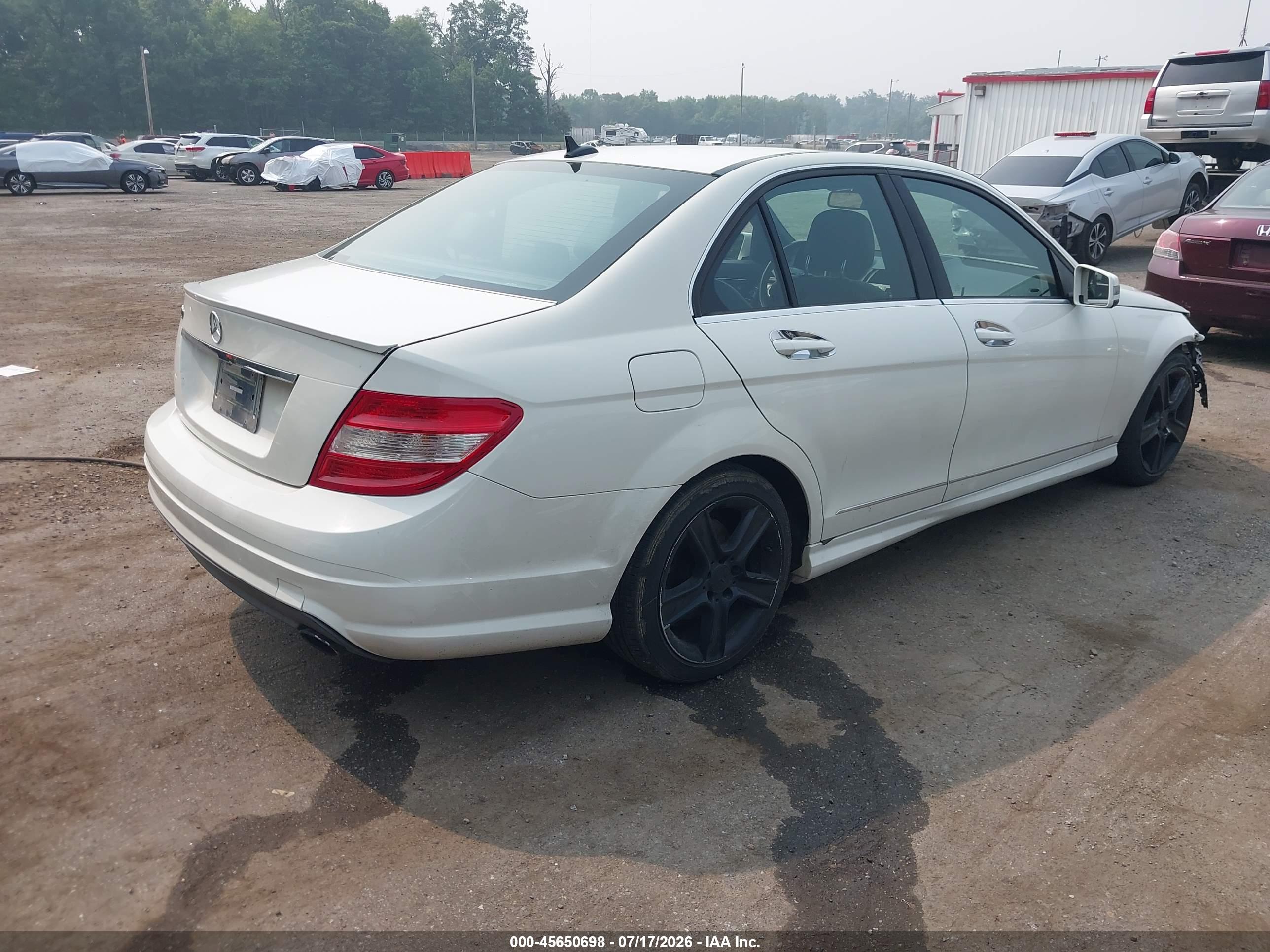 2011 MERCEDES-BENZ C 300 C300