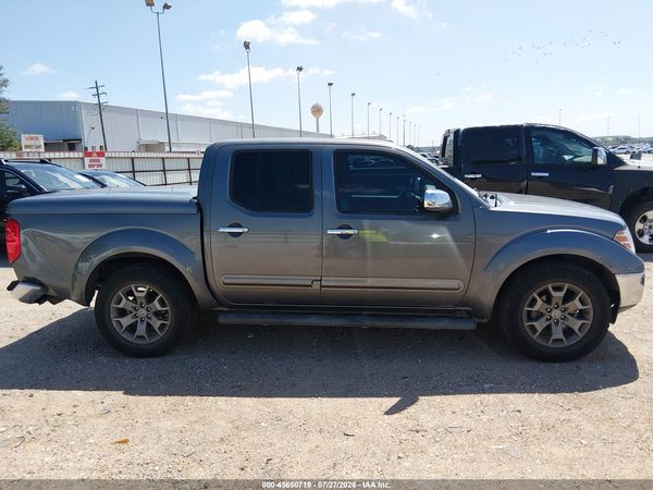 2019 NISSAN FRONTIER SL