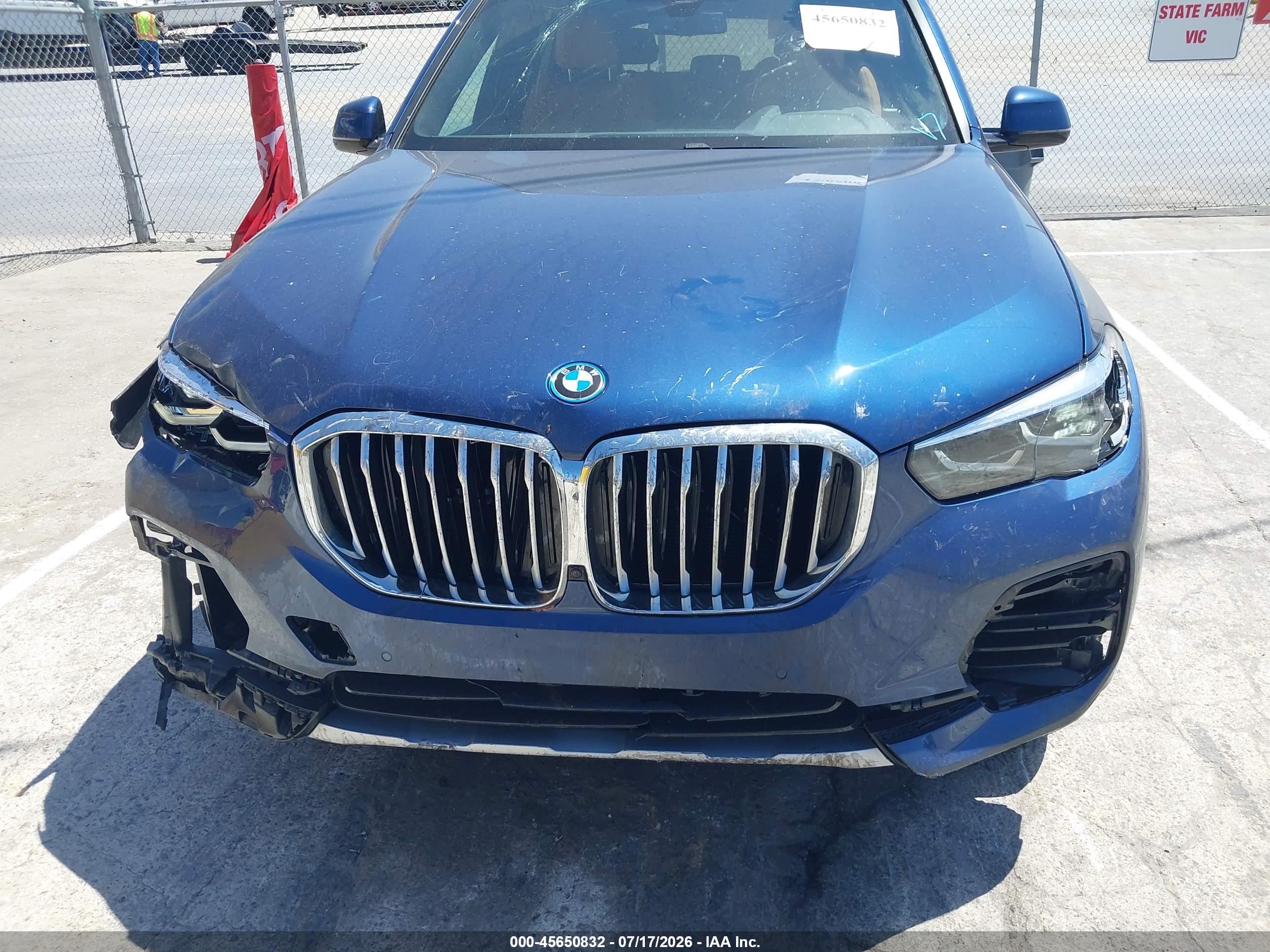 2022 BMW X5 PHEV XDRIVE45E