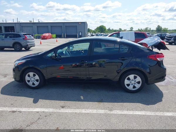 2017 KIA FORTE LX