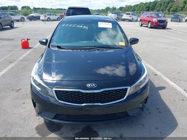 2017 KIA FORTE LX