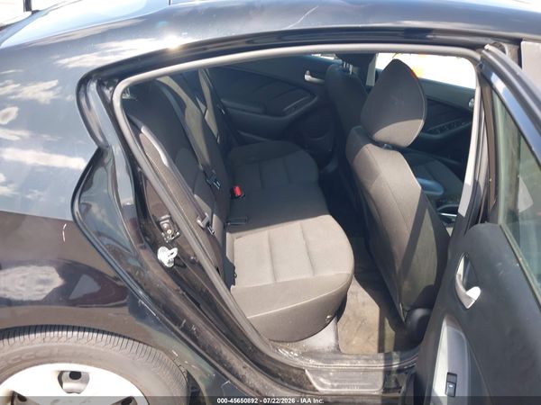 2017 KIA FORTE LX