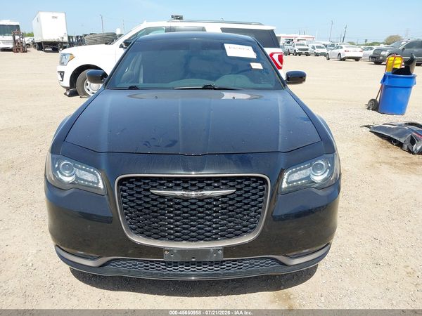 2018 CHRYSLER 300 300S
