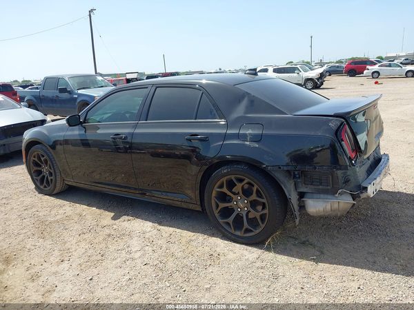 2018 CHRYSLER 300