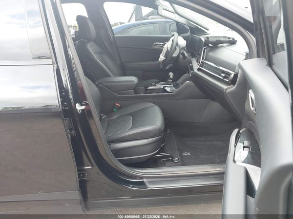2025 KIA SPORTAGE X-LINE