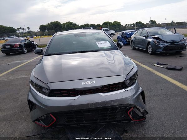 2024 KIA FORTE GT-LINE