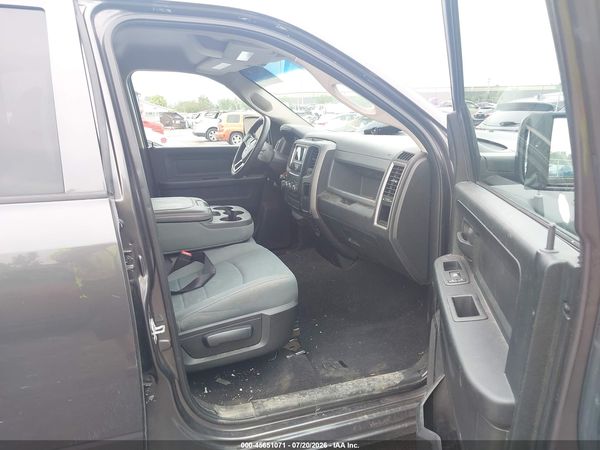 2018 RAM 1500 ST