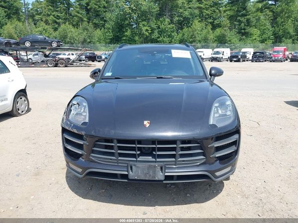 2017 PORSCHE MACAN TURBO
