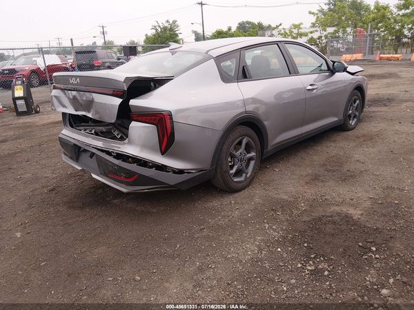 2026 KIA K4 LXS