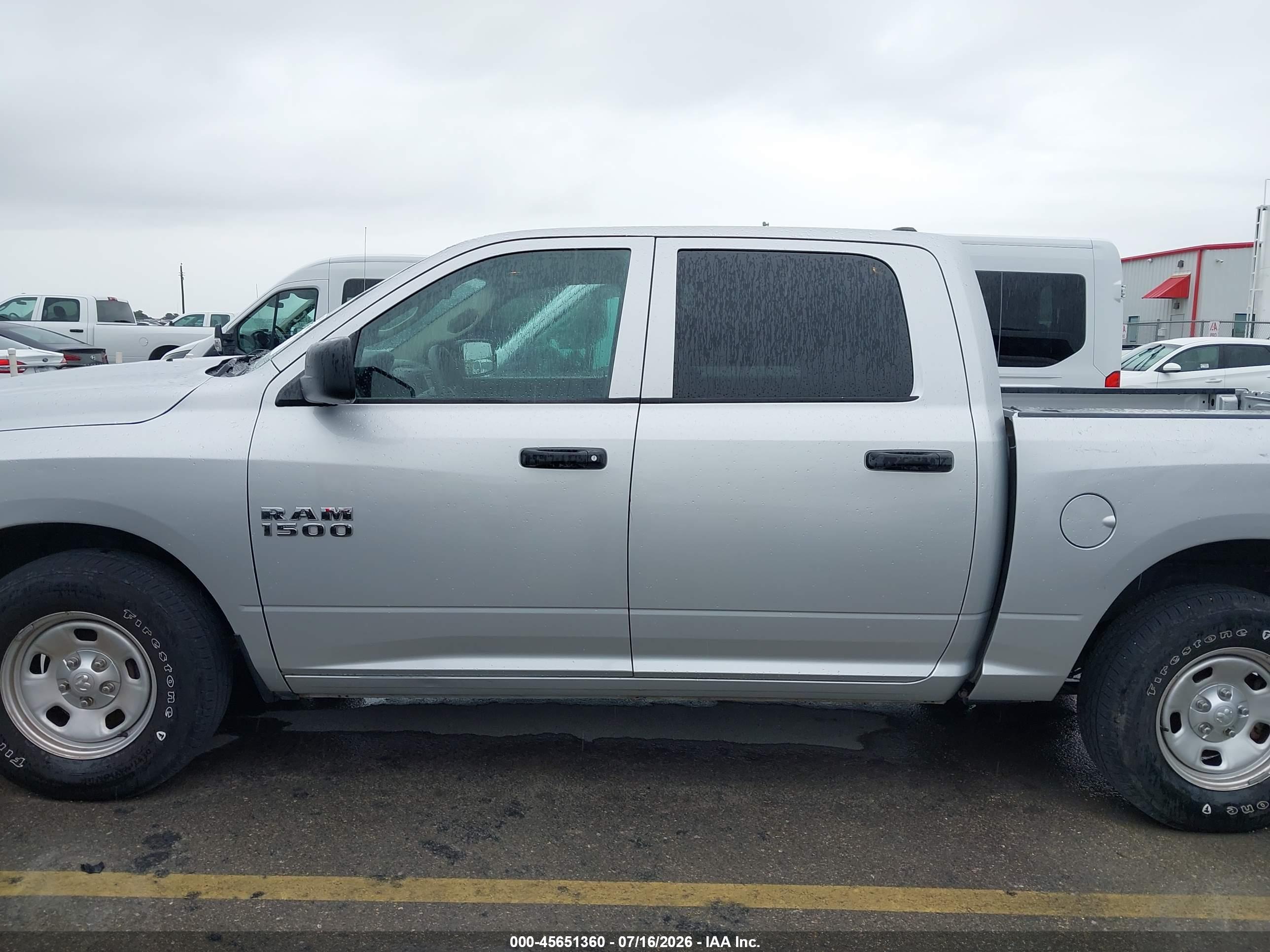 2018 RAM 1500 TRADESMAN  4X2 5'7 BOX