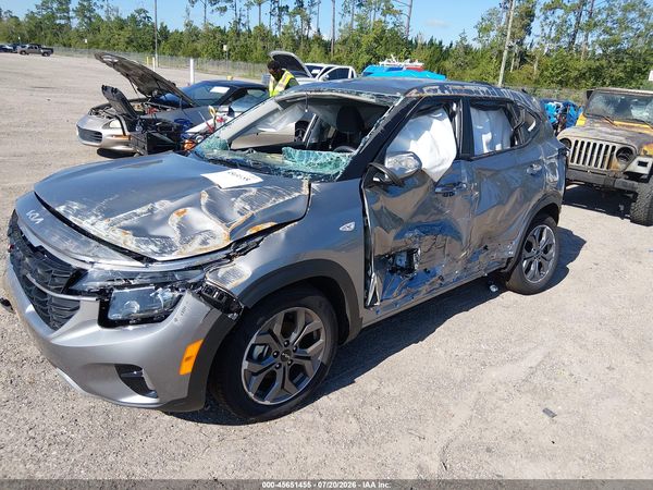 2026 KIA SELTOS LX