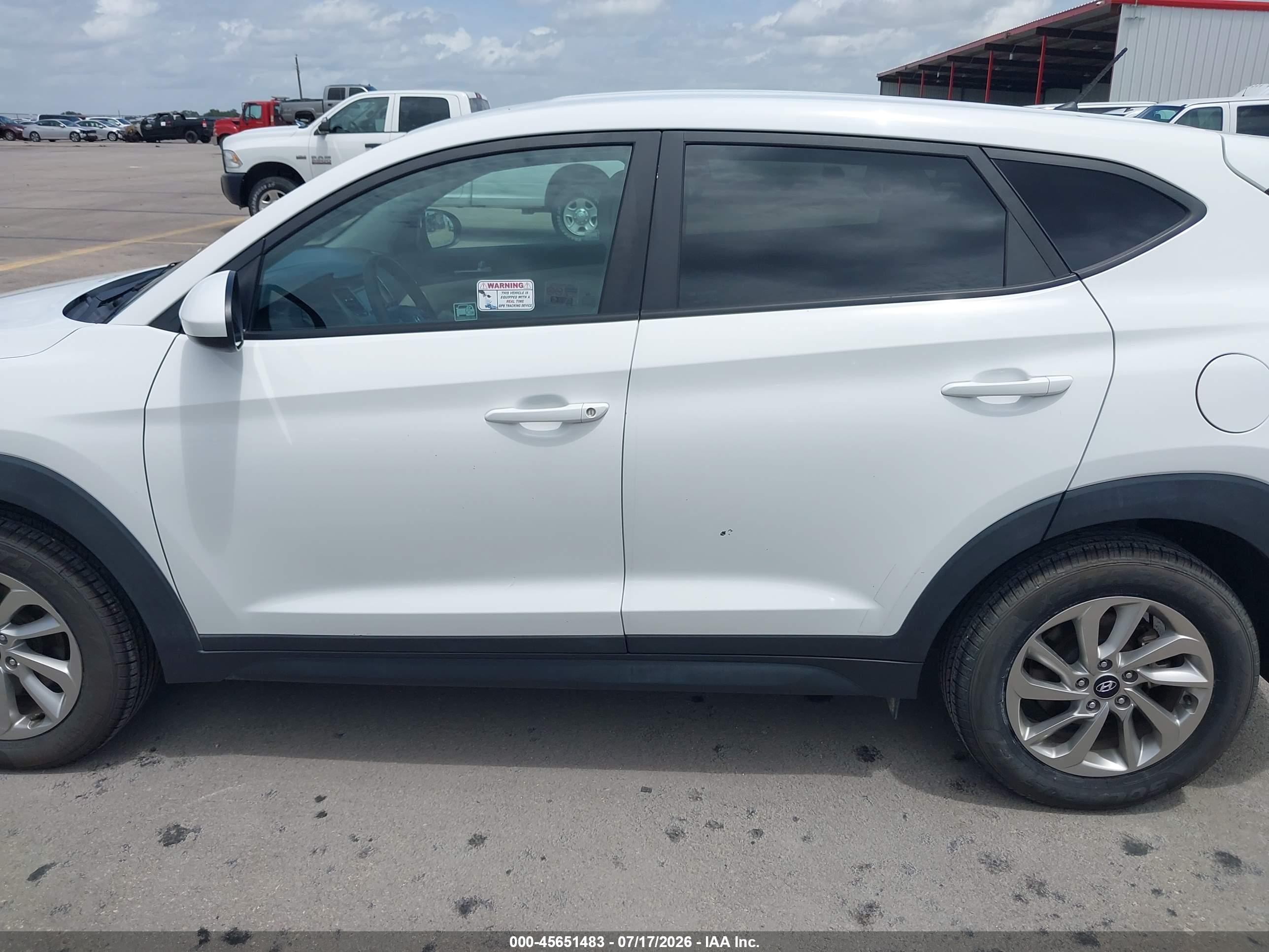 2018 HYUNDAI TUCSON SE