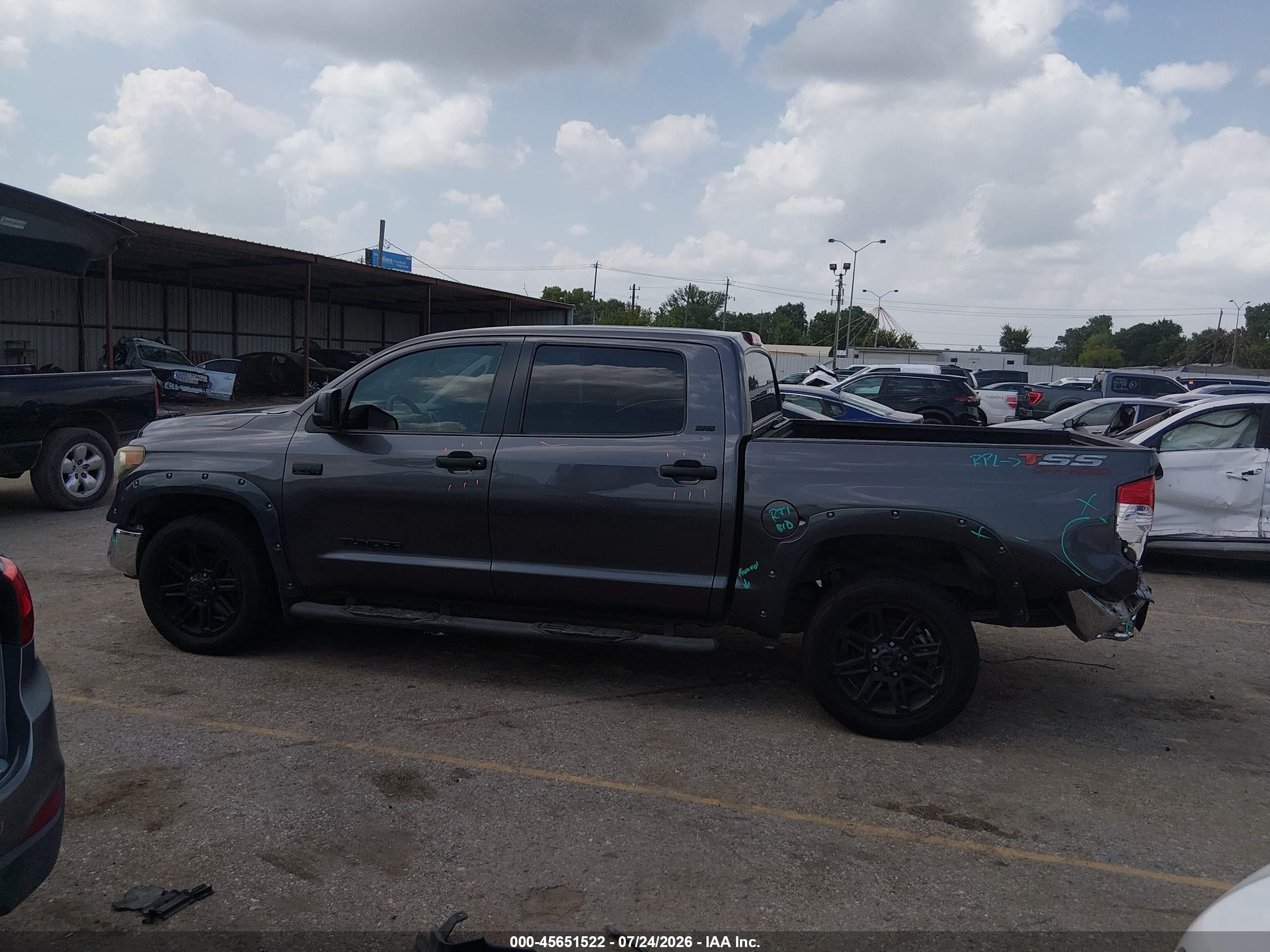 2019 TOYOTA TUNDRA SR5 5.7L V8