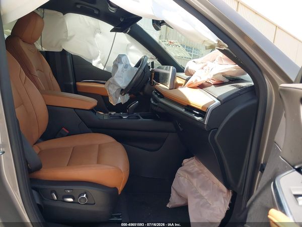 2025 CADILLAC XT4 FWD PREMIUM LUXURY
