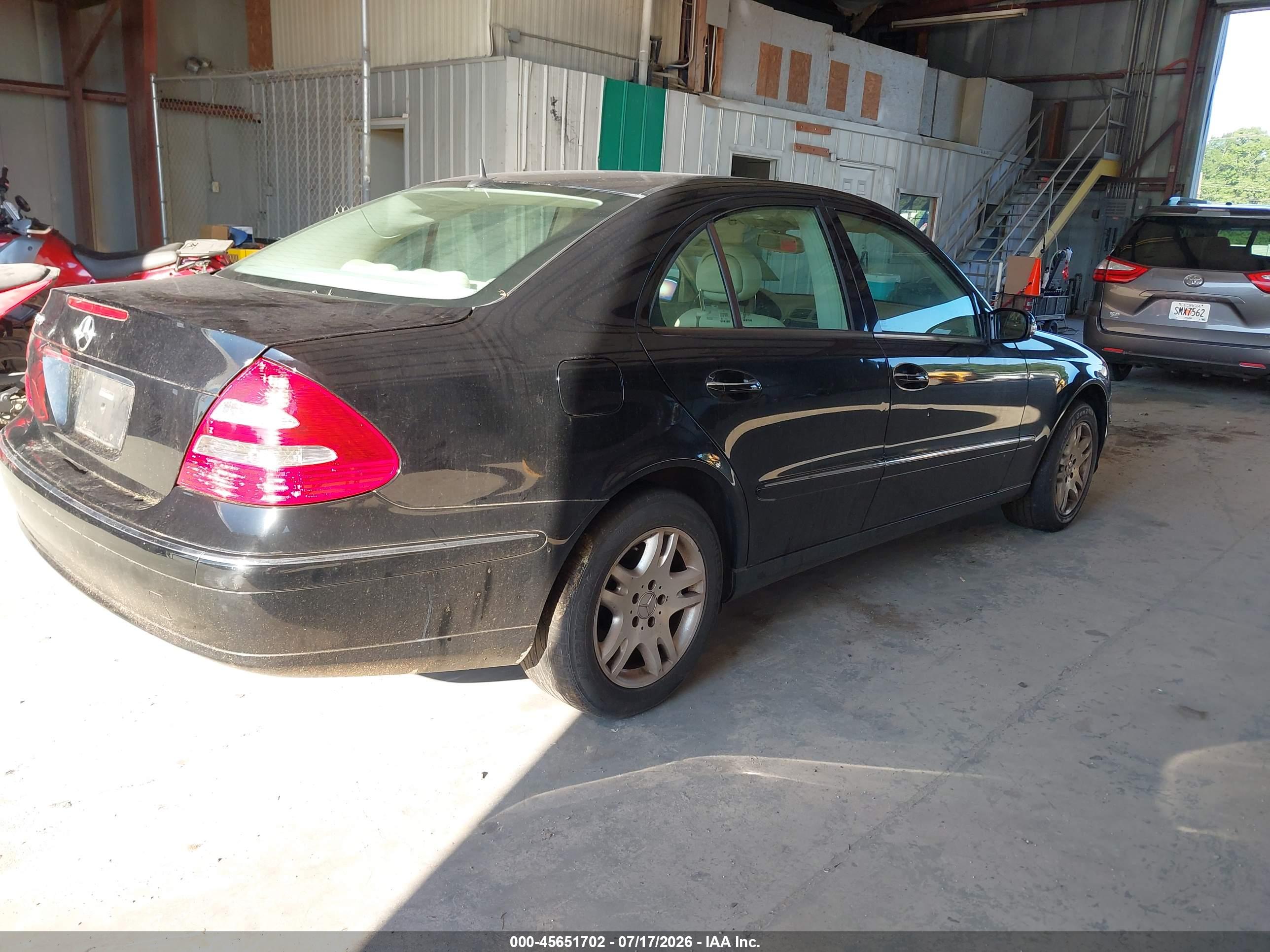 2004 MERCEDES-BENZ E 320 E320