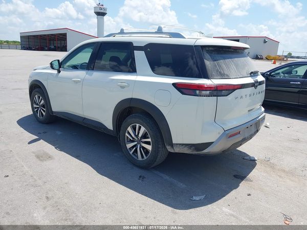 2023 NISSAN PATHFINDER SL 4WD — I3