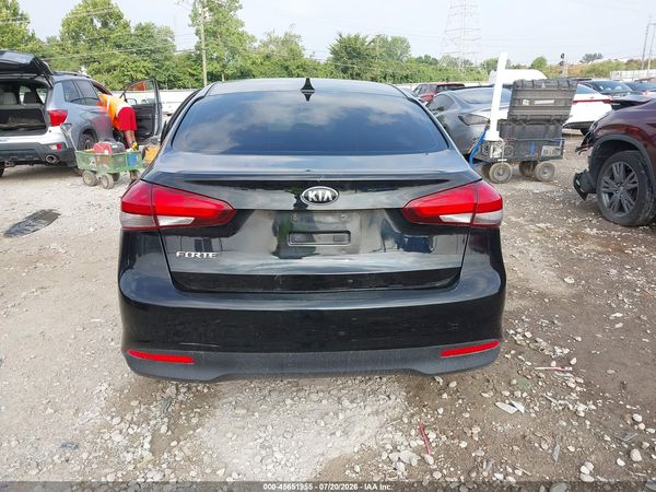 2017 KIA FORTE LX