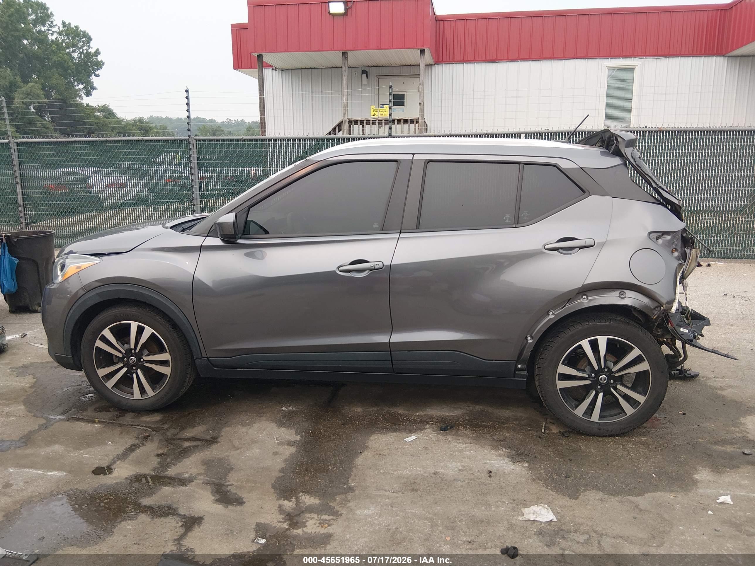 2020 NISSAN KICKS SV XTRONIC CVT