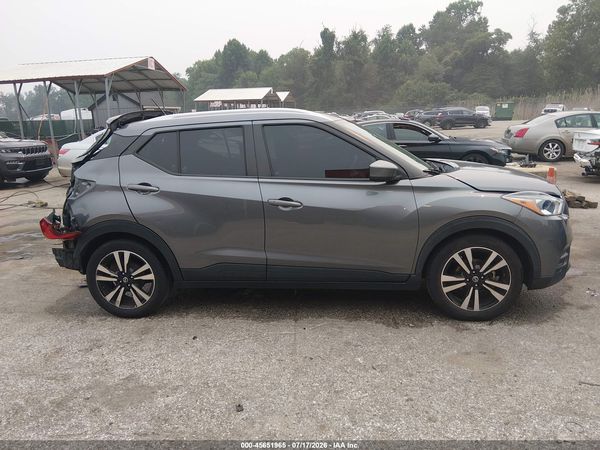 2020 NISSAN KICKS SV XTRONIC CVT