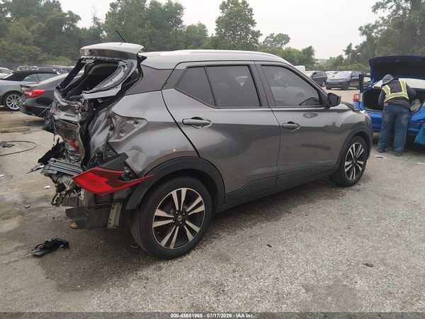 2020 NISSAN KICKS SV XTRONIC CVT