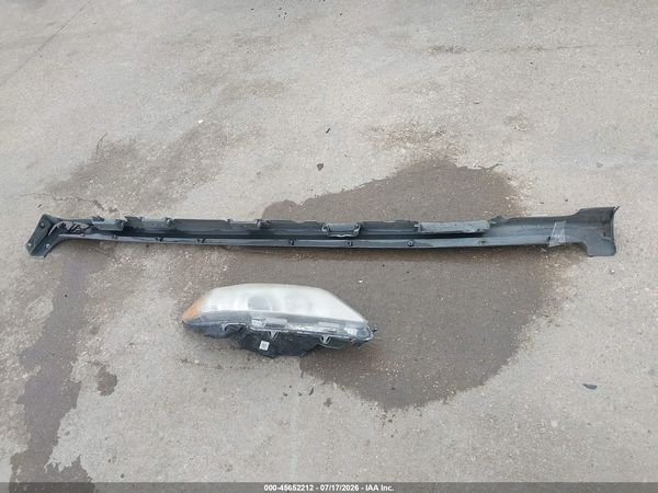2018 TOYOTA SIENNA XLE 8 PASSENGER
