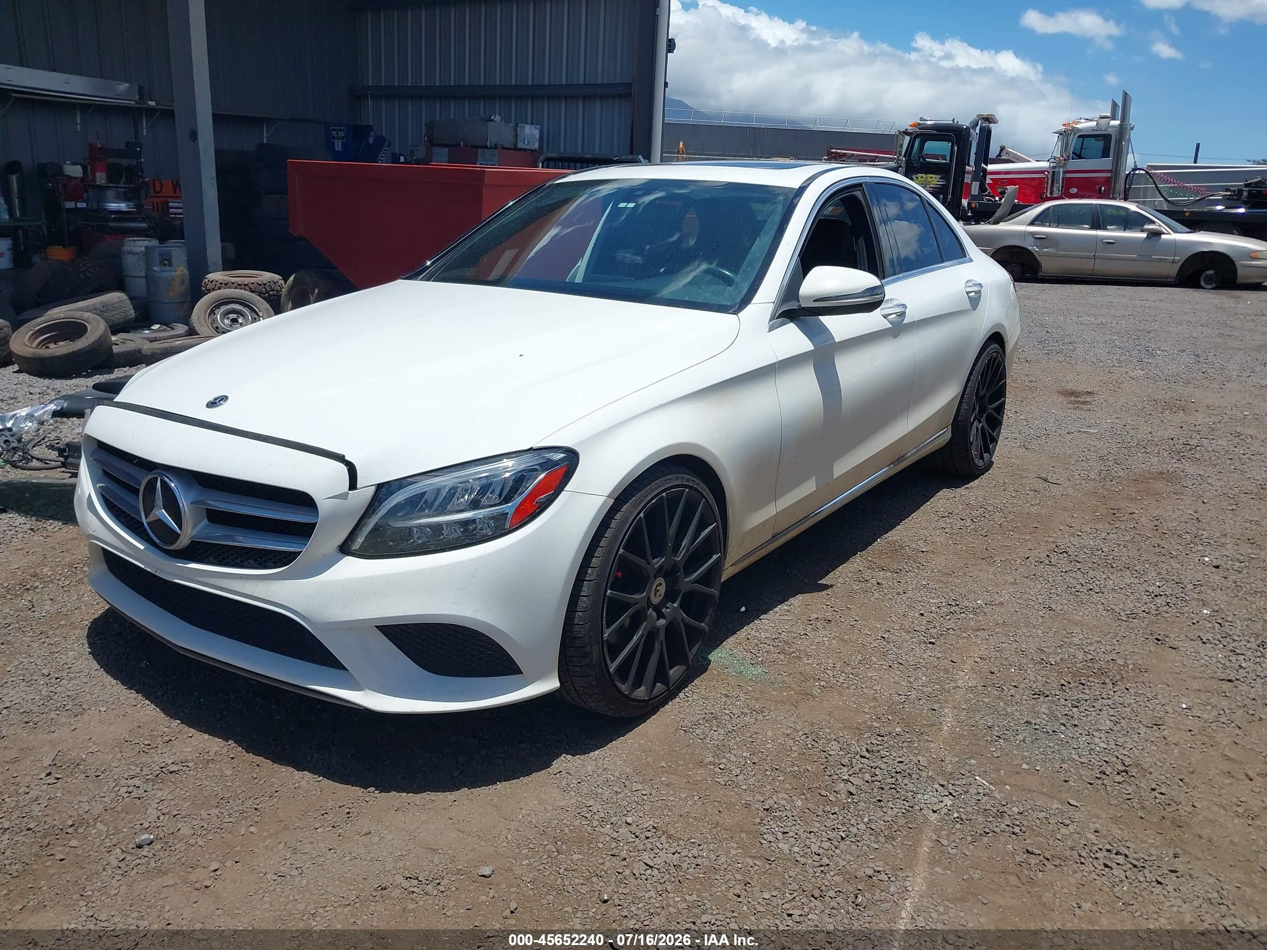 2019 MERCEDES-BENZ C 300 C300