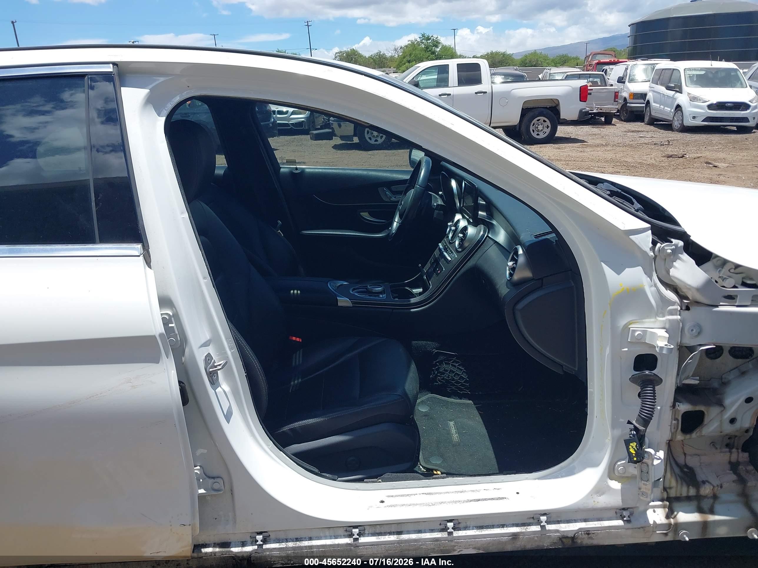 2019 MERCEDES-BENZ C 300 C300