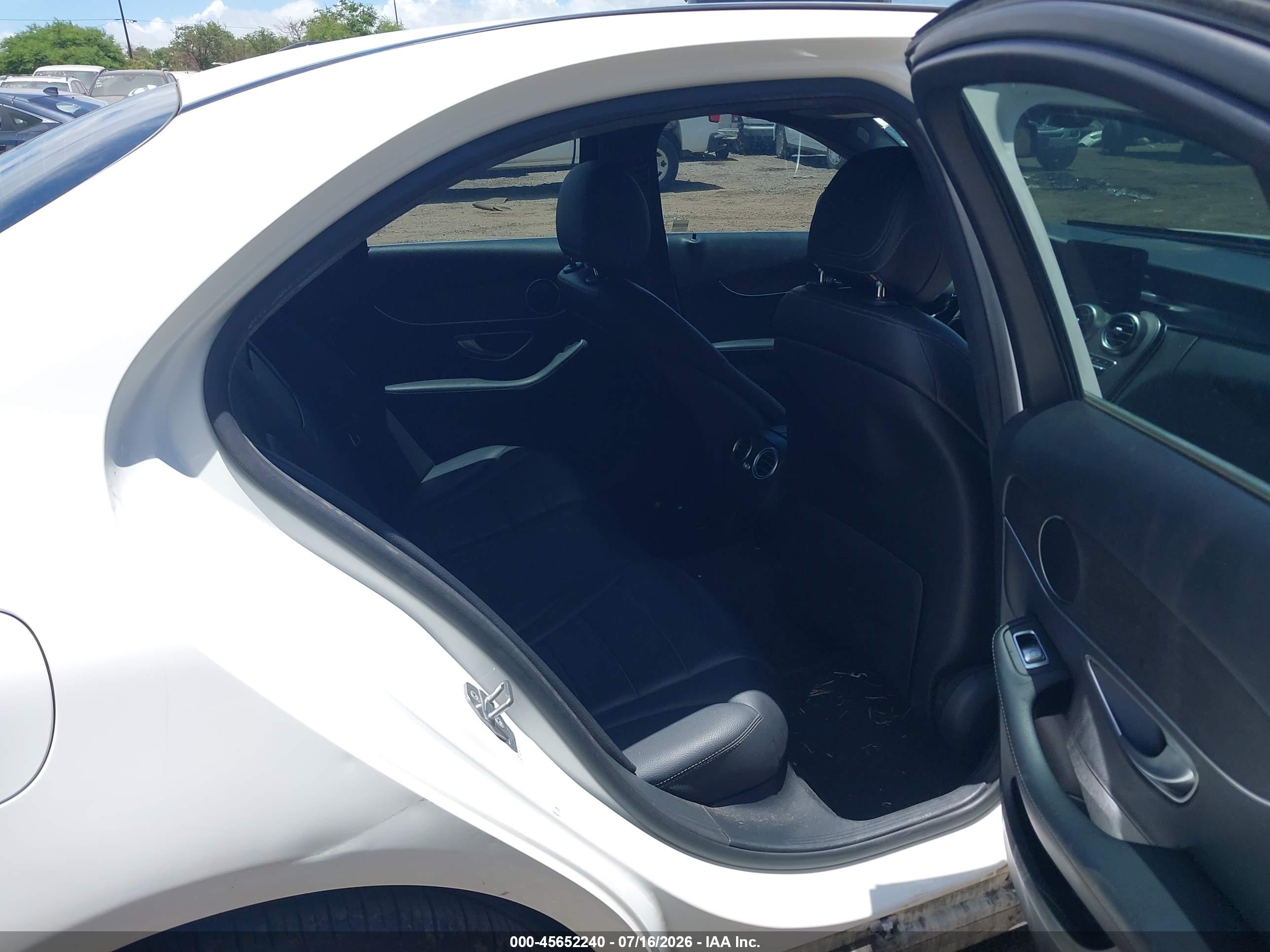 2019 MERCEDES-BENZ C 300 C300