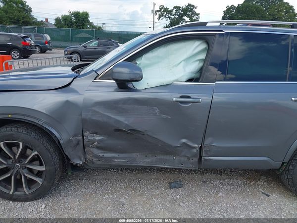 2016 VOLVO XC90 T6 MOMENTUM